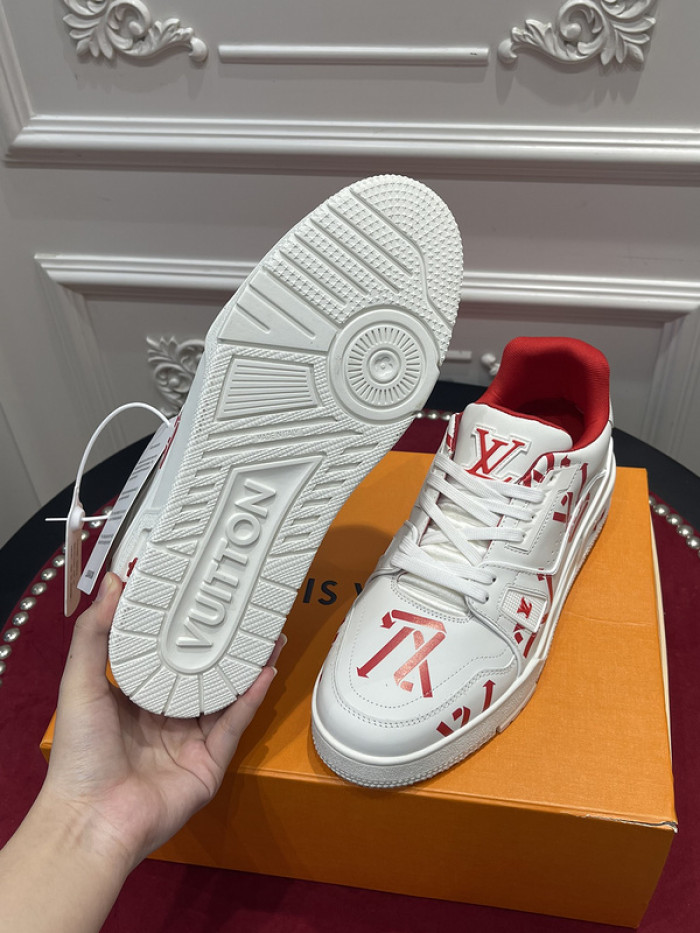 lv snekaers l000066