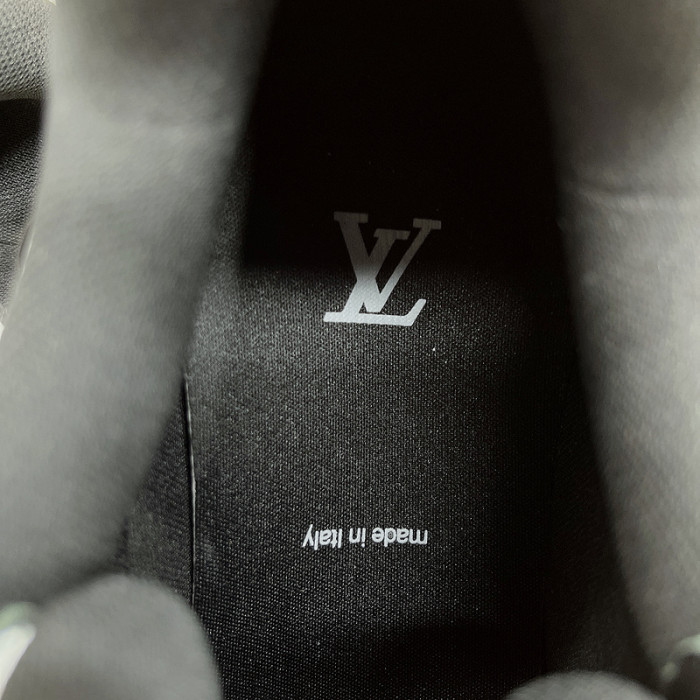 lv snekaers l000078
