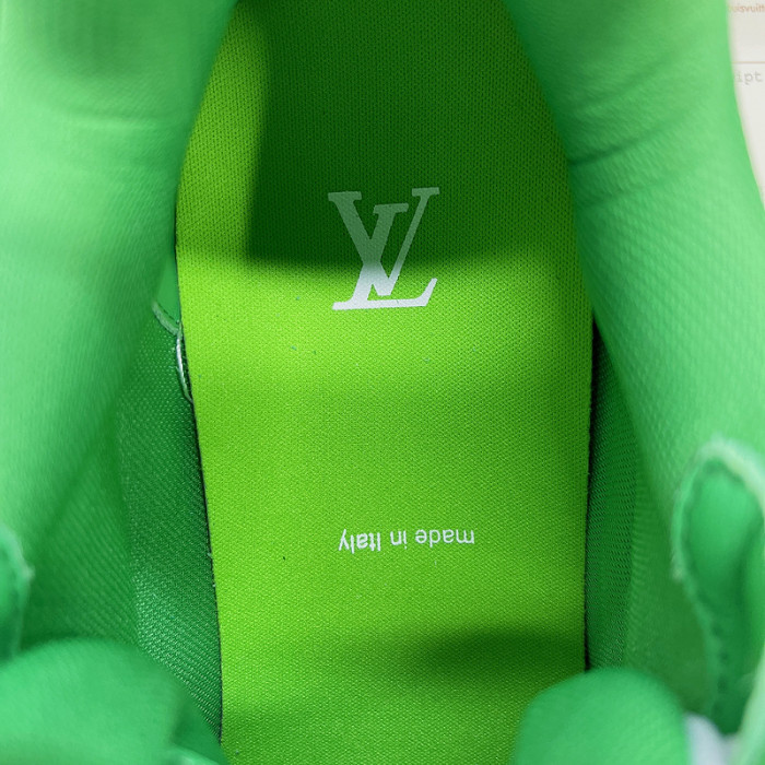 lv snekaers l000080