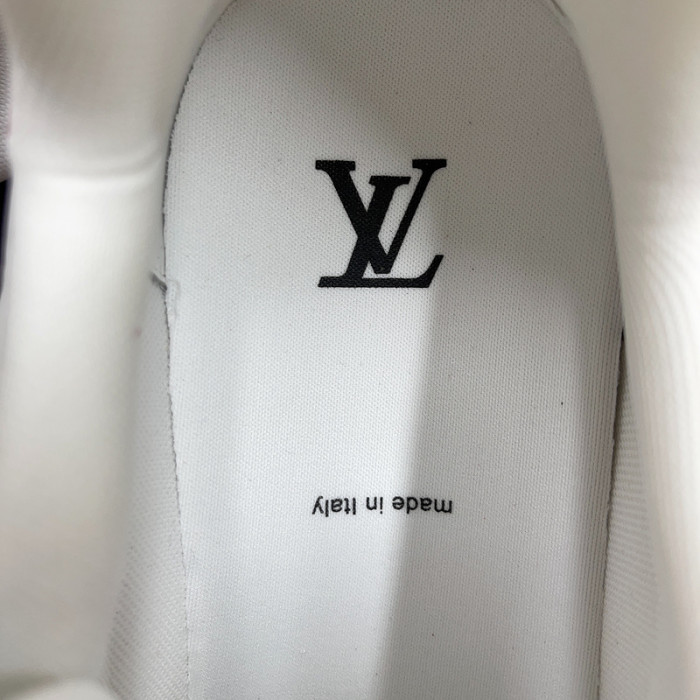 lv snekaers l000086