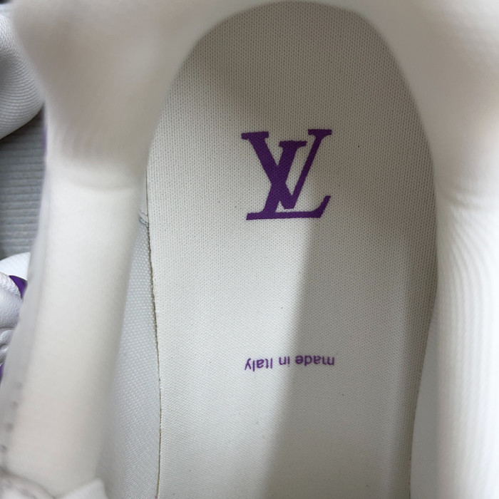 lv snekaers l000088