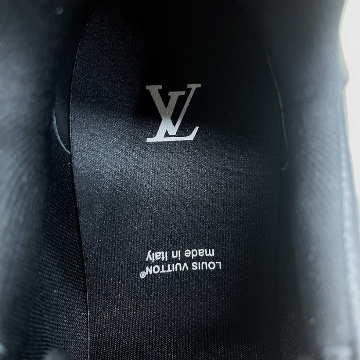 lv snekaers l000096