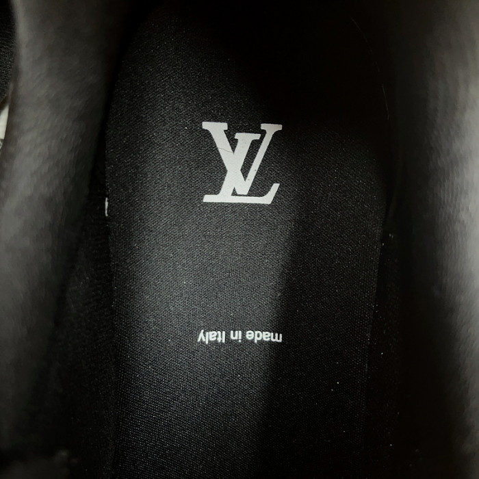 lv snekaers l0000107