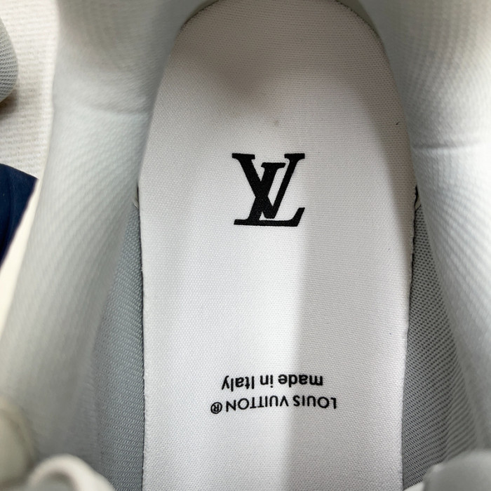 lv snekaers l0000126