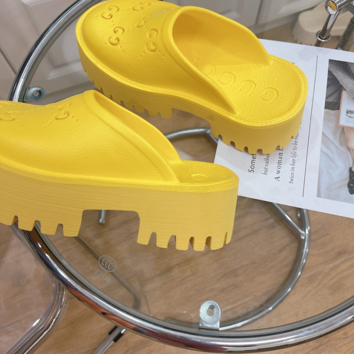 gucc* sandal109