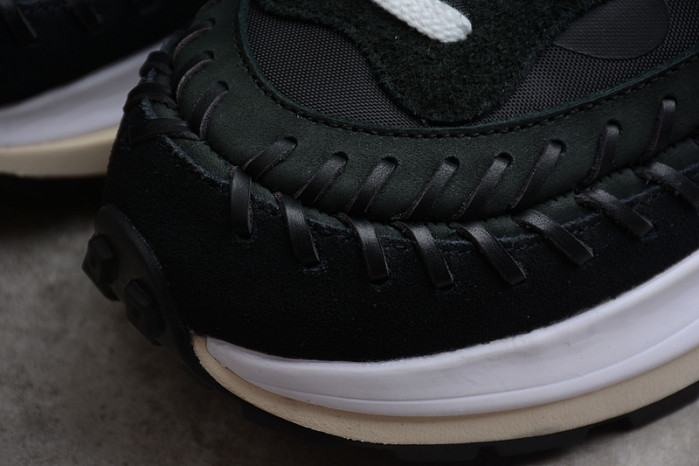 sacai x jean paul gaultier x nk vaporwaffle dh9186-001