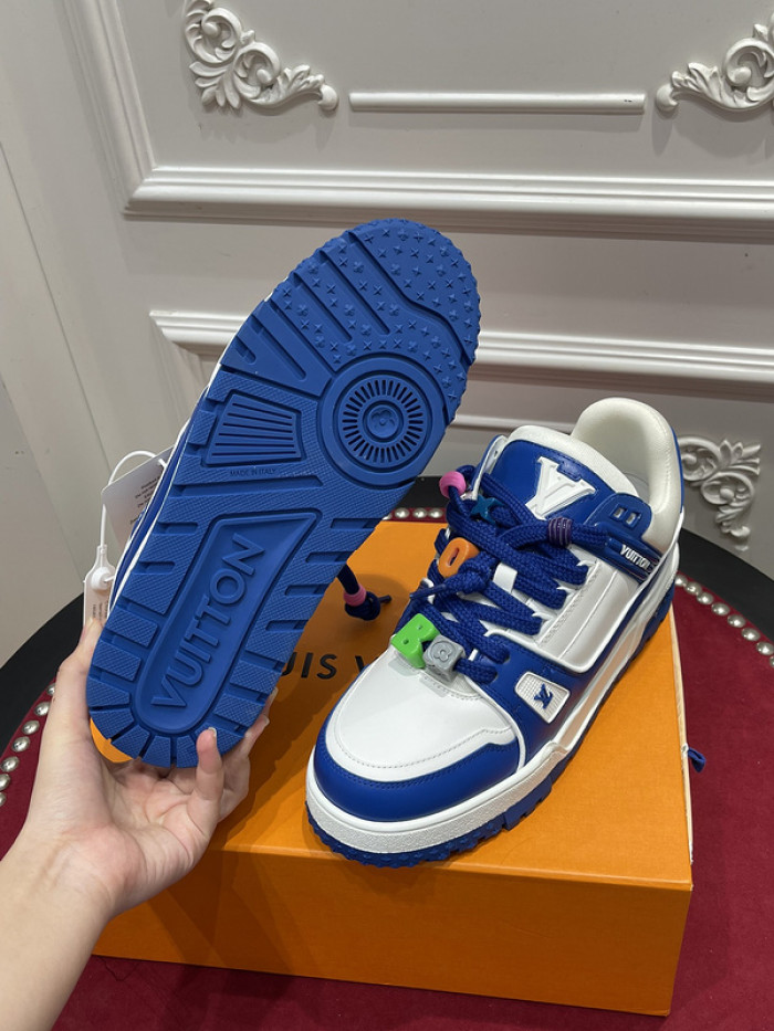 lv snekaers l000060