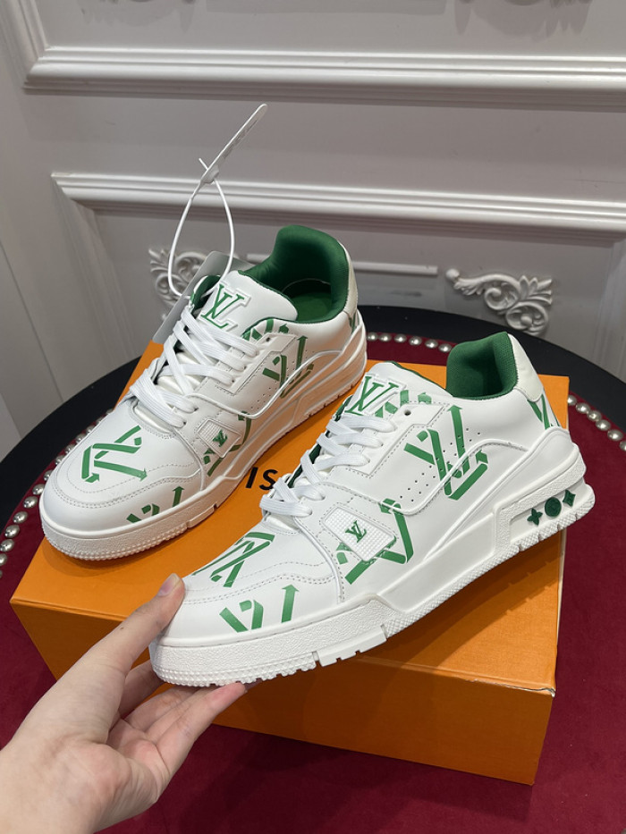 lv snekaers l000068