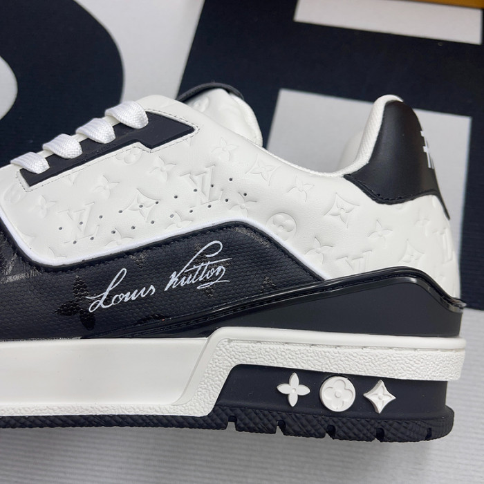 lv snekaers l000081