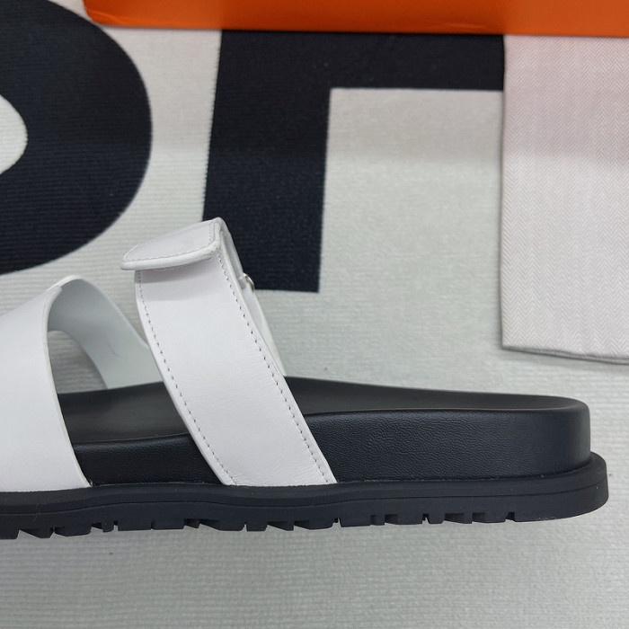 herme* sandal 45