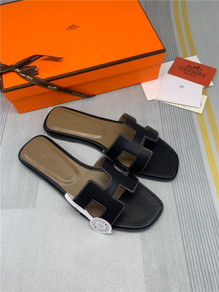 herme* sandal hs82