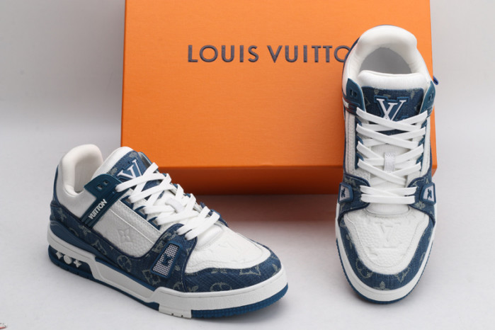 lv snekaers l000050