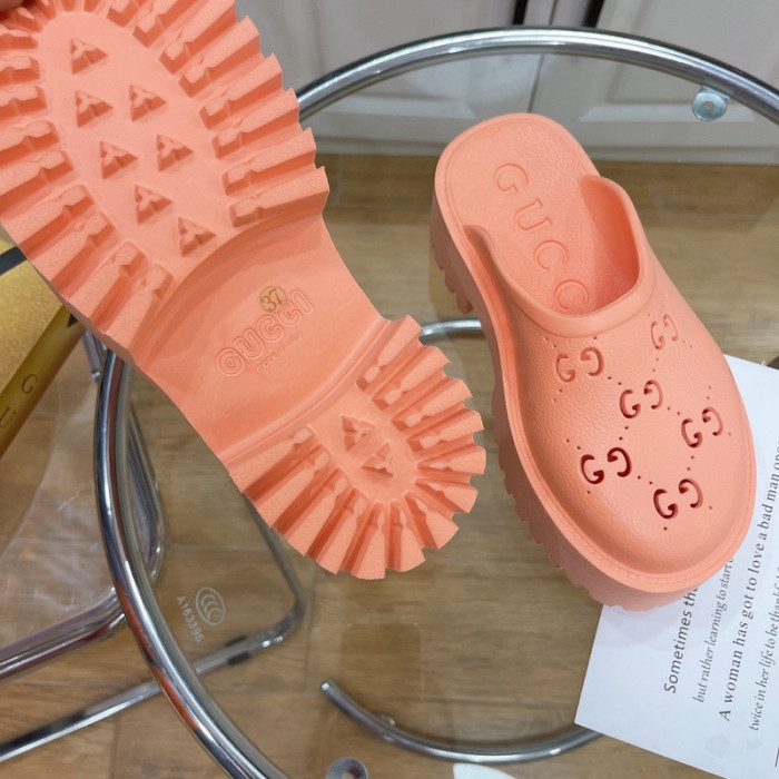 gucc* sandal110