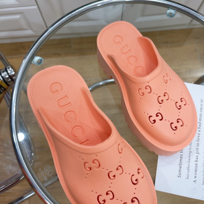 gucc* sandal110