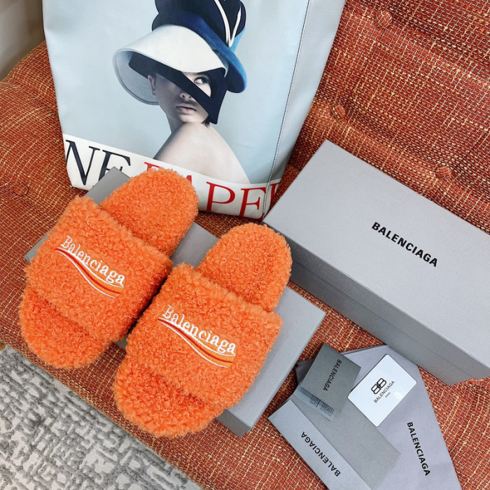 balenciag* sandal bs25