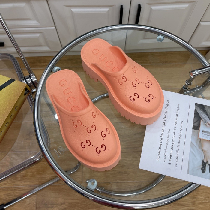 gucc* sandal110