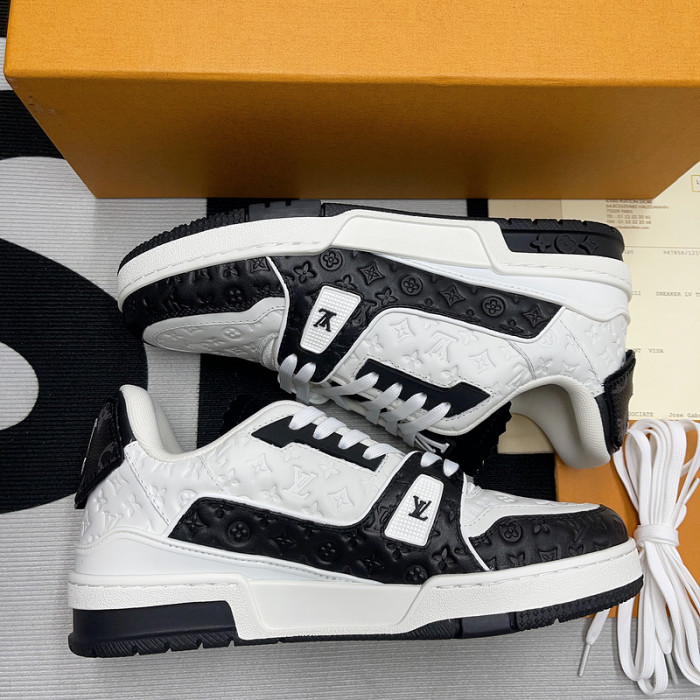 lv snekaers l000084