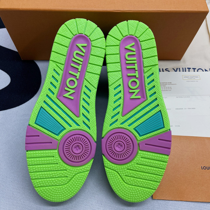 lv snekaers l000094