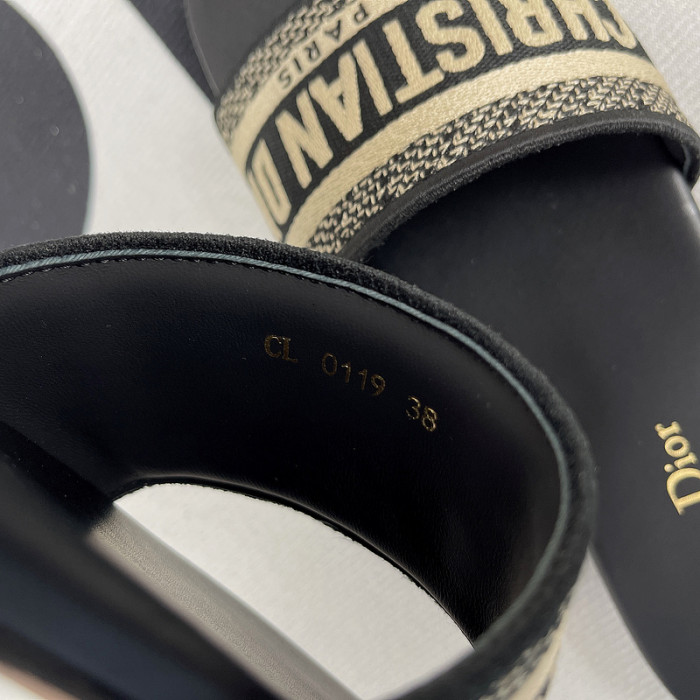 dio* sandals ds19