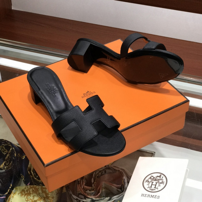herme* sandal 50