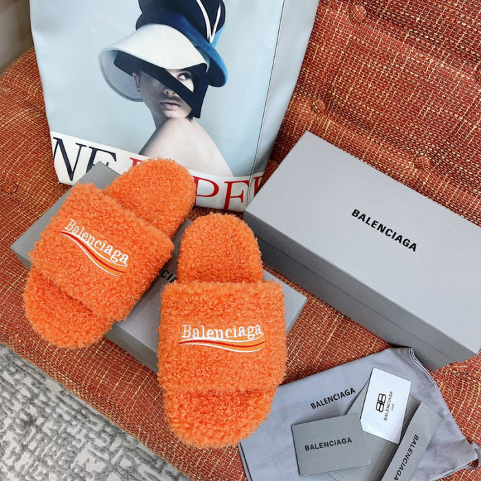 balenciag* sandal bs25