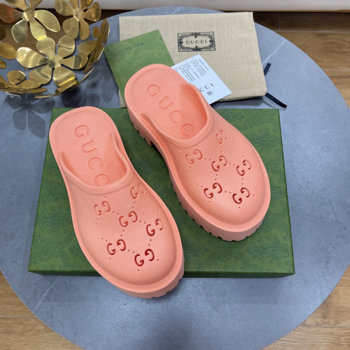 gucc* sandal110