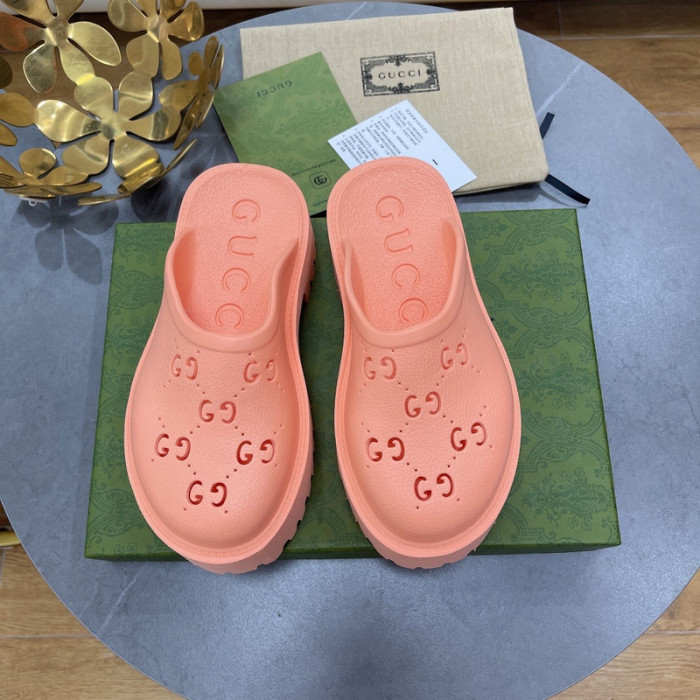 gucc* sandal110