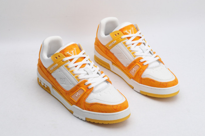 lv snekaers l000051