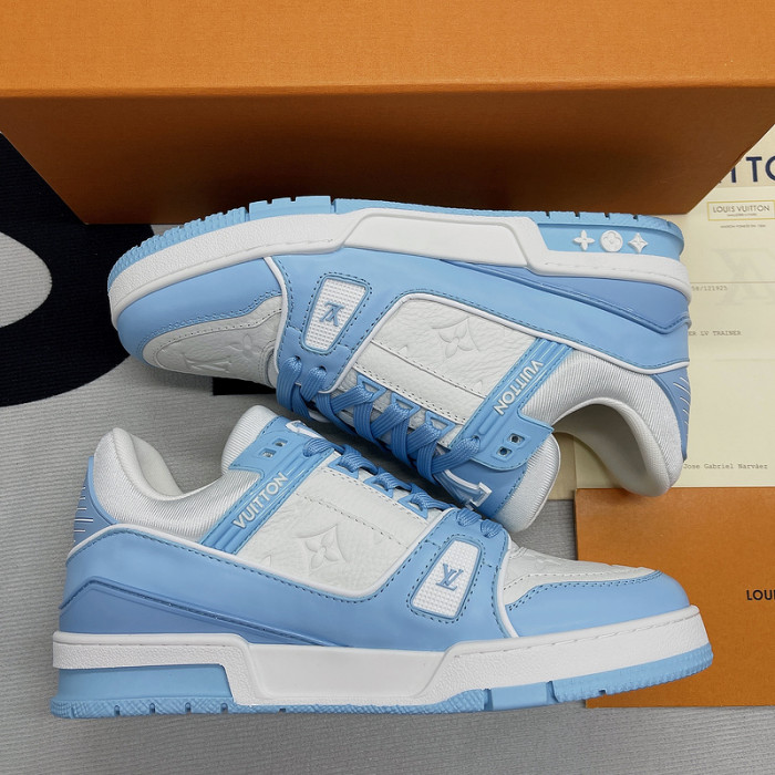 lv snekaers l000093
