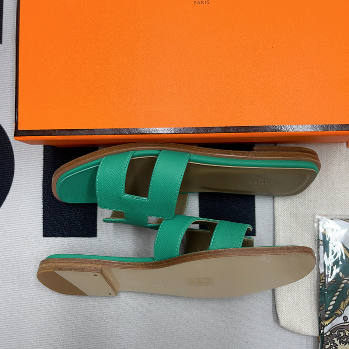 herme* sandal 23