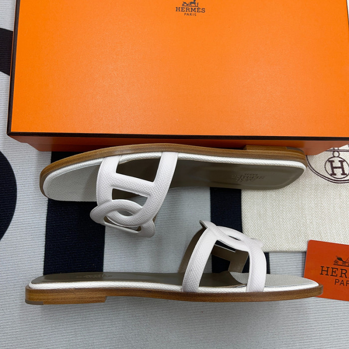 herme* sandal 25