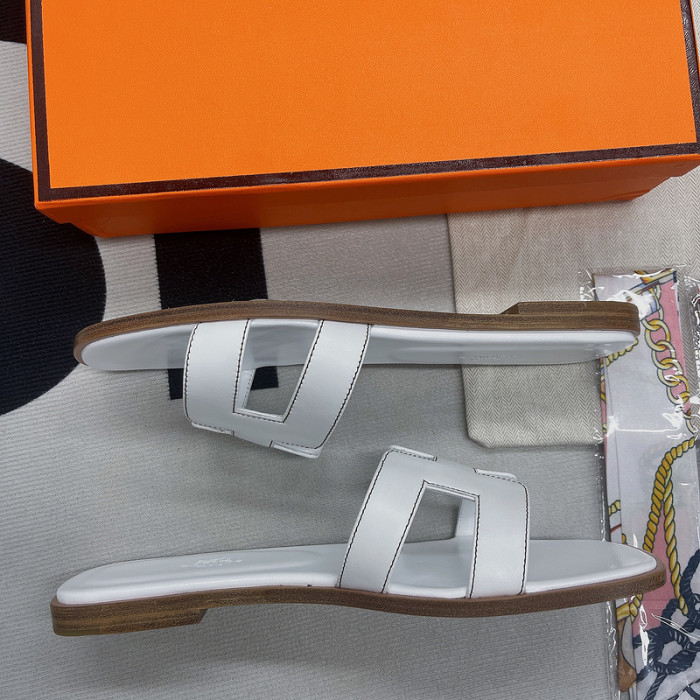 herme* sandal 31