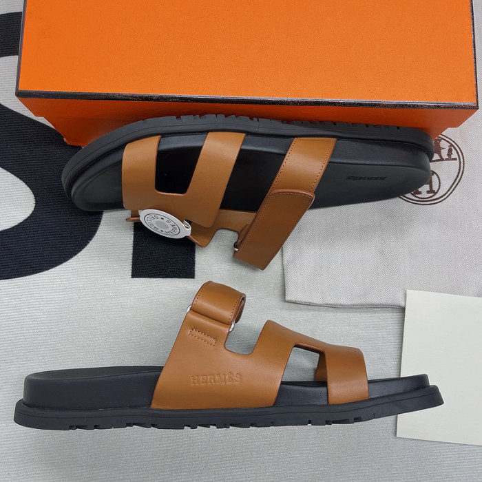 herme* sandal 42