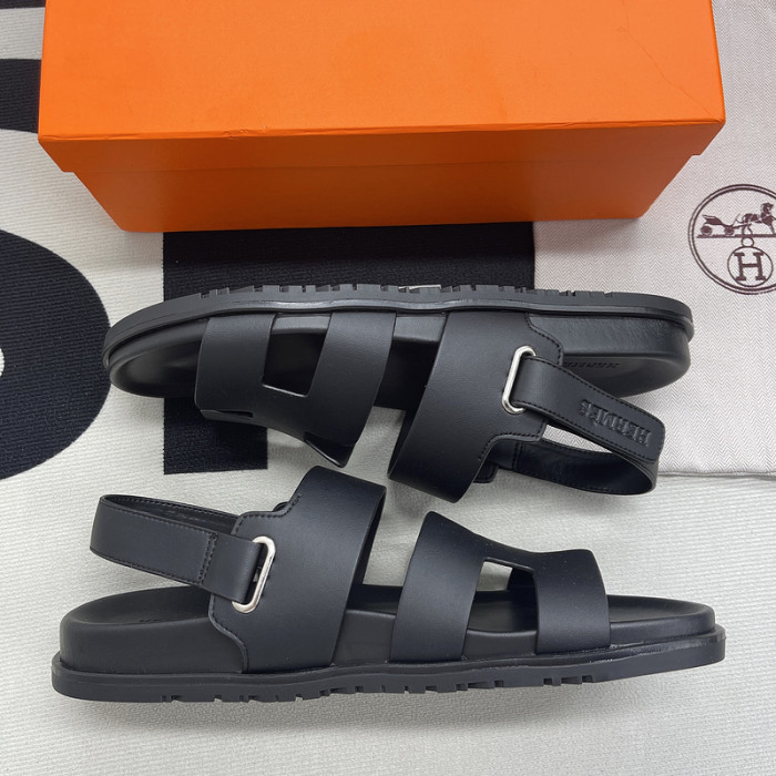 herme* sandal 46