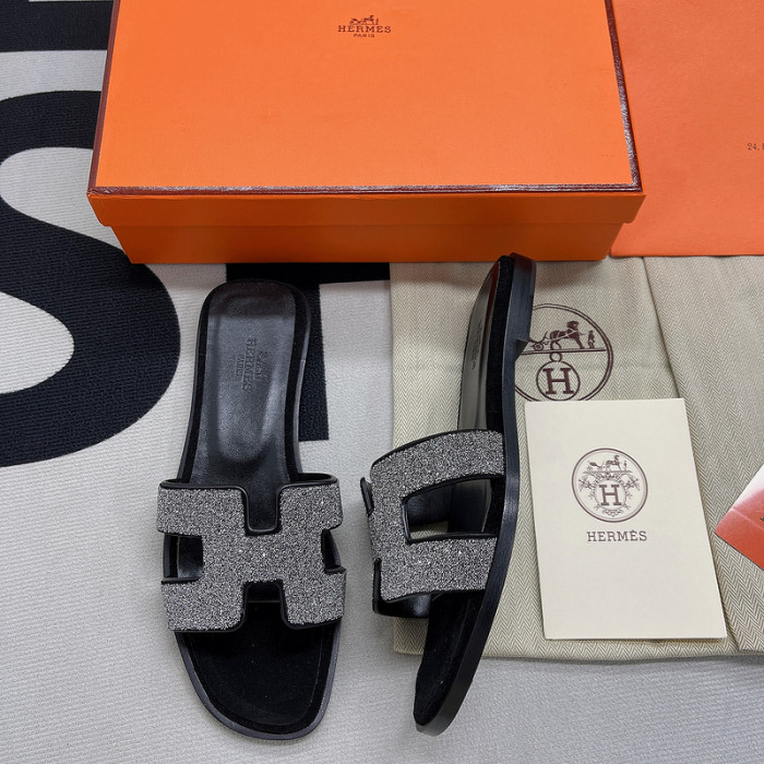 herme* sandal 33