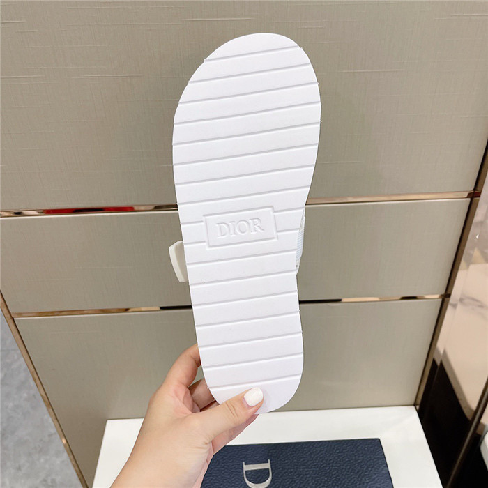 dio* sandals ds23