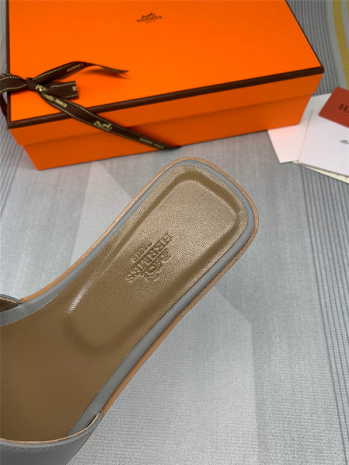 herme* sandal hs83