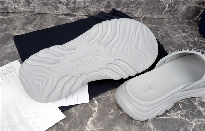 dio* sandals ds32