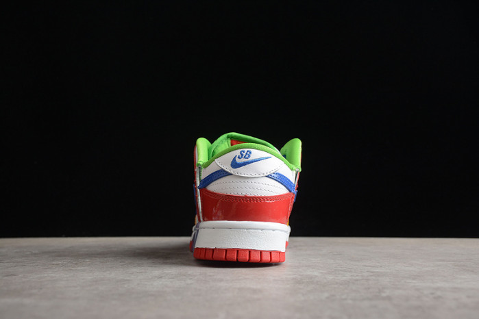 ebay x nike sb dunk low “sandy bodecker” fd8777-100
