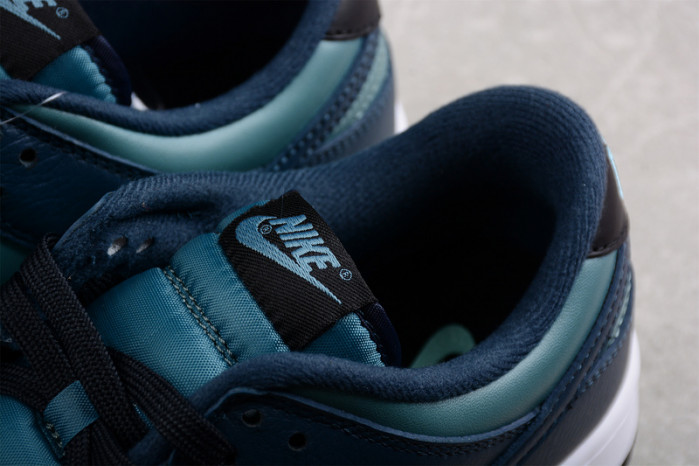 nike dunk low retro armory navy dr9705-300