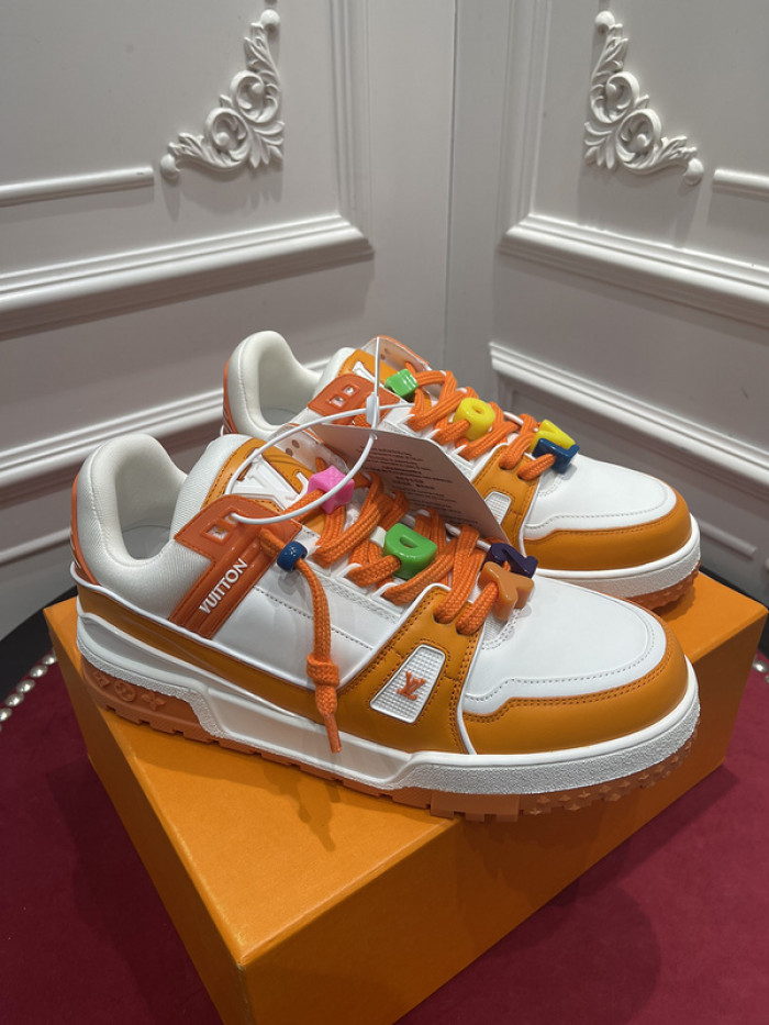 lv snekaers l000062