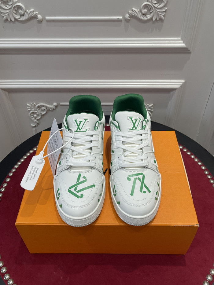 lv snekaers l000068