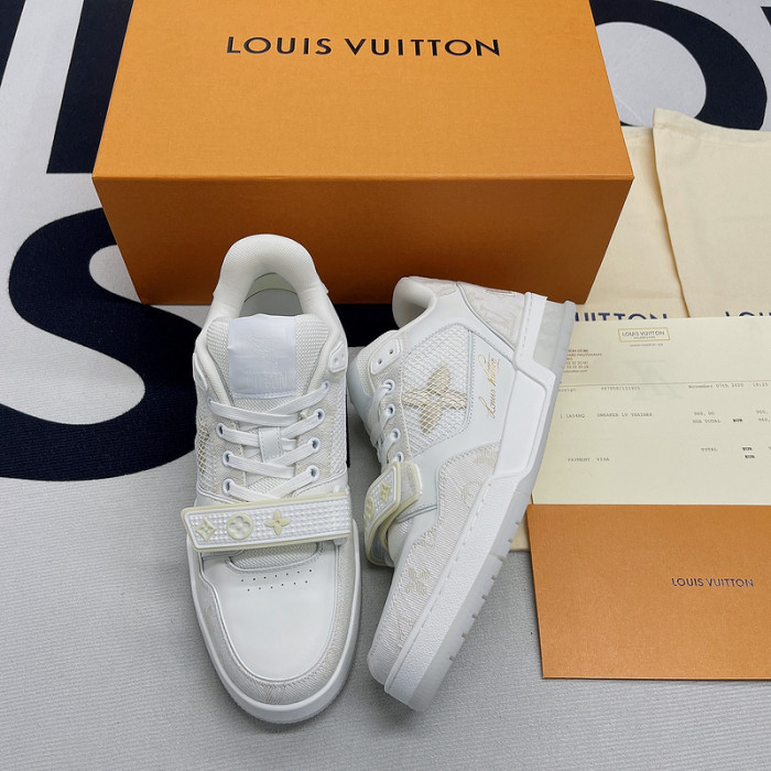 lv snekaers l000074