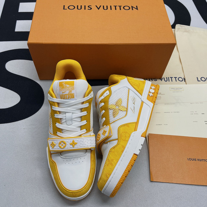 lv snekaers l000076