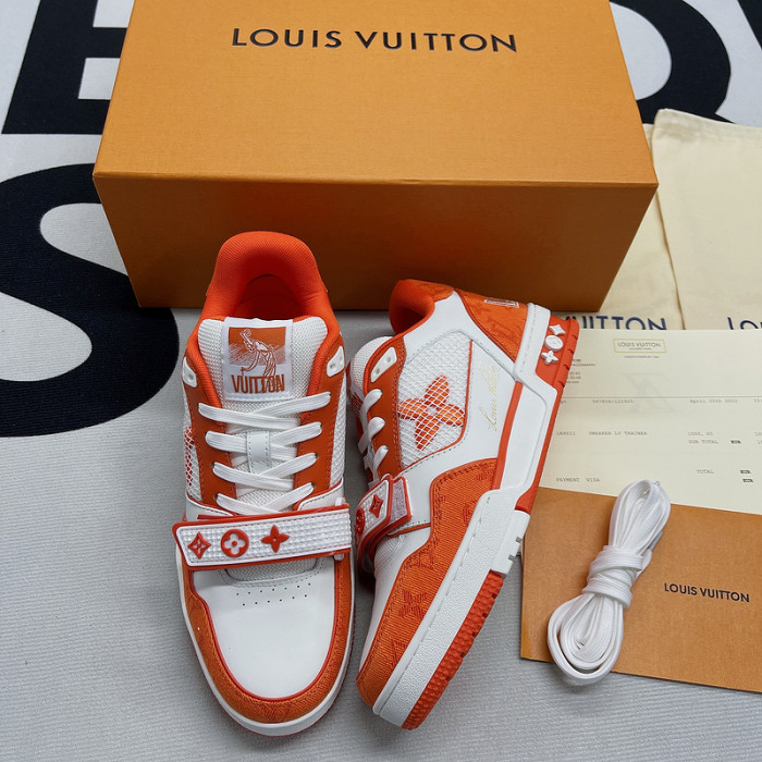lv snekaers l000079