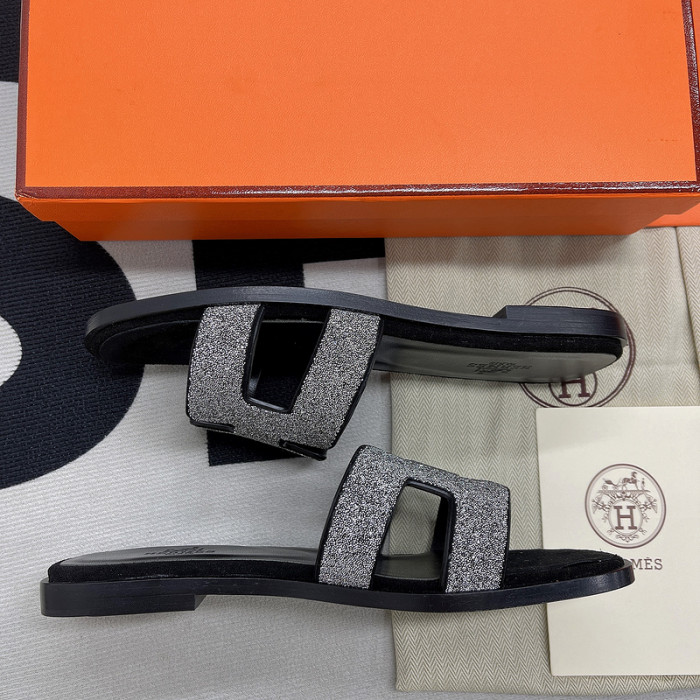 herme* sandal 33