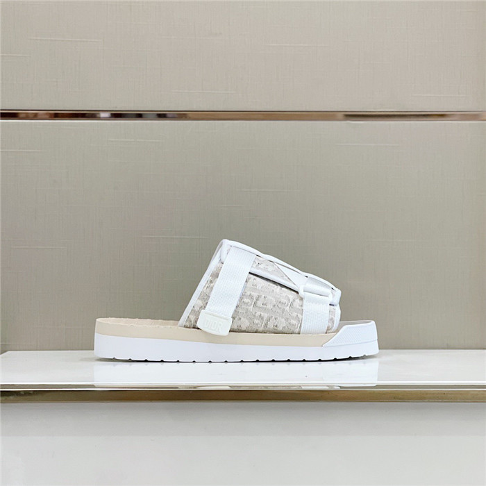 dio* sandals ds23