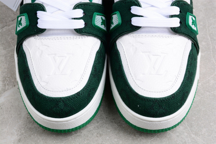 lv snekaers l000047