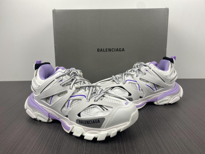 Ba*len*cia*ga track w3gc3 0225