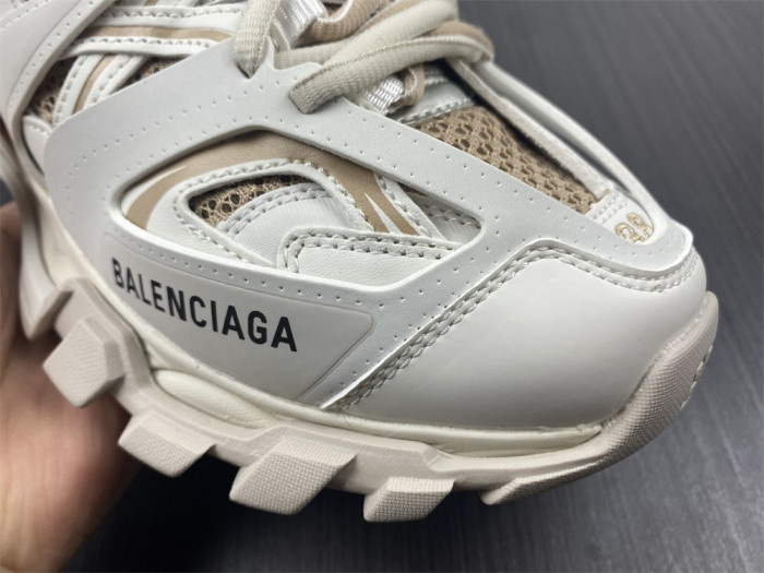 Ba*len*cia*ga track w3ca4 9062